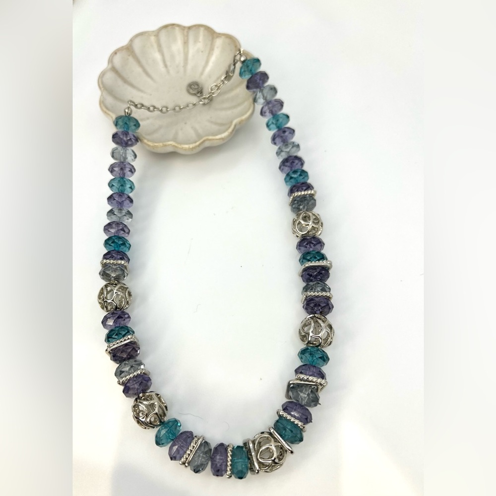 Napier Signed Faceted Bead Necklace Gold Tone Filigree Blue-Green Yellow Adjusts